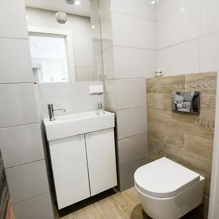 Dwupoziomowy 3city W Gdyni Z Biurkiem I Balkonem By Renters