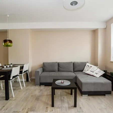Dwupoziomowy 3city W Gdyni Z Biurkiem I Balkonem By Renters Apartament *