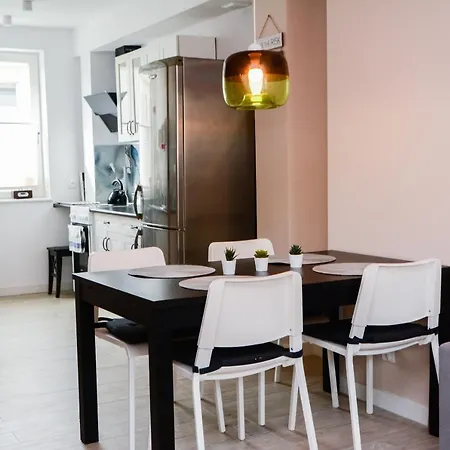 公寓 Dwupoziomowy 3city W Gdyni Z Biurkiem I Balkonem By Renters *