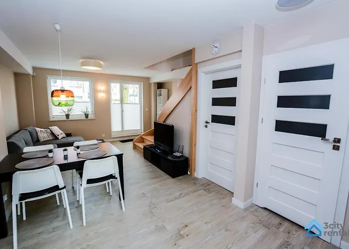 Dwupoziomowy 3city W Gdyni Z Biurkiem I Balkonem By Renters Апартаменты Гдыня