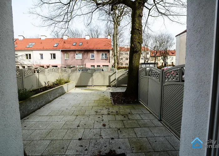 Dwupoziomowy 3city W Gdyni Z Biurkiem I Balkonem By Renters Апартаменты *