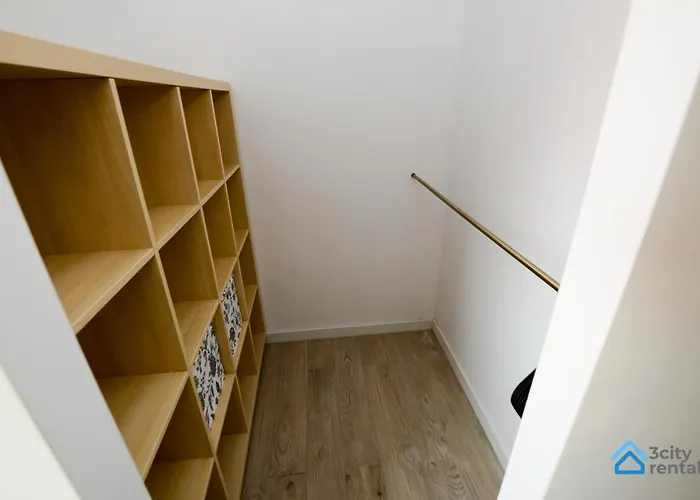 Dwupoziomowy 3city W Gdyni Z Biurkiem I Balkonem By Renters * Гдыня