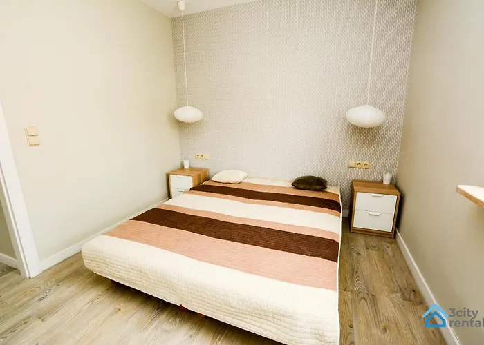 Dwupoziomowy 3city W Gdyni Z Biurkiem I Balkonem By Renters Гдыня